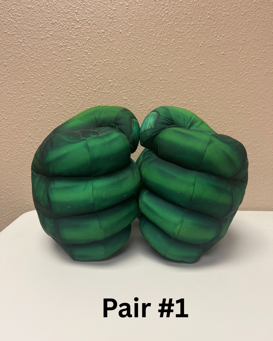 2008 Hasbro Marvel Incredible HULK Smash Hands Fists Gloves w/ Sound SEE VIDEO