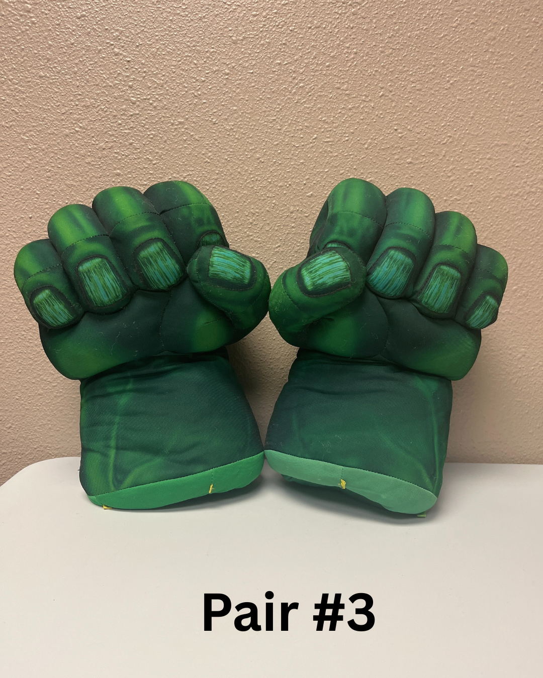 2008 Hasbro Marvel Incredible HULK Smash Hands Fists Gloves w/ Sound SEE VIDEO
