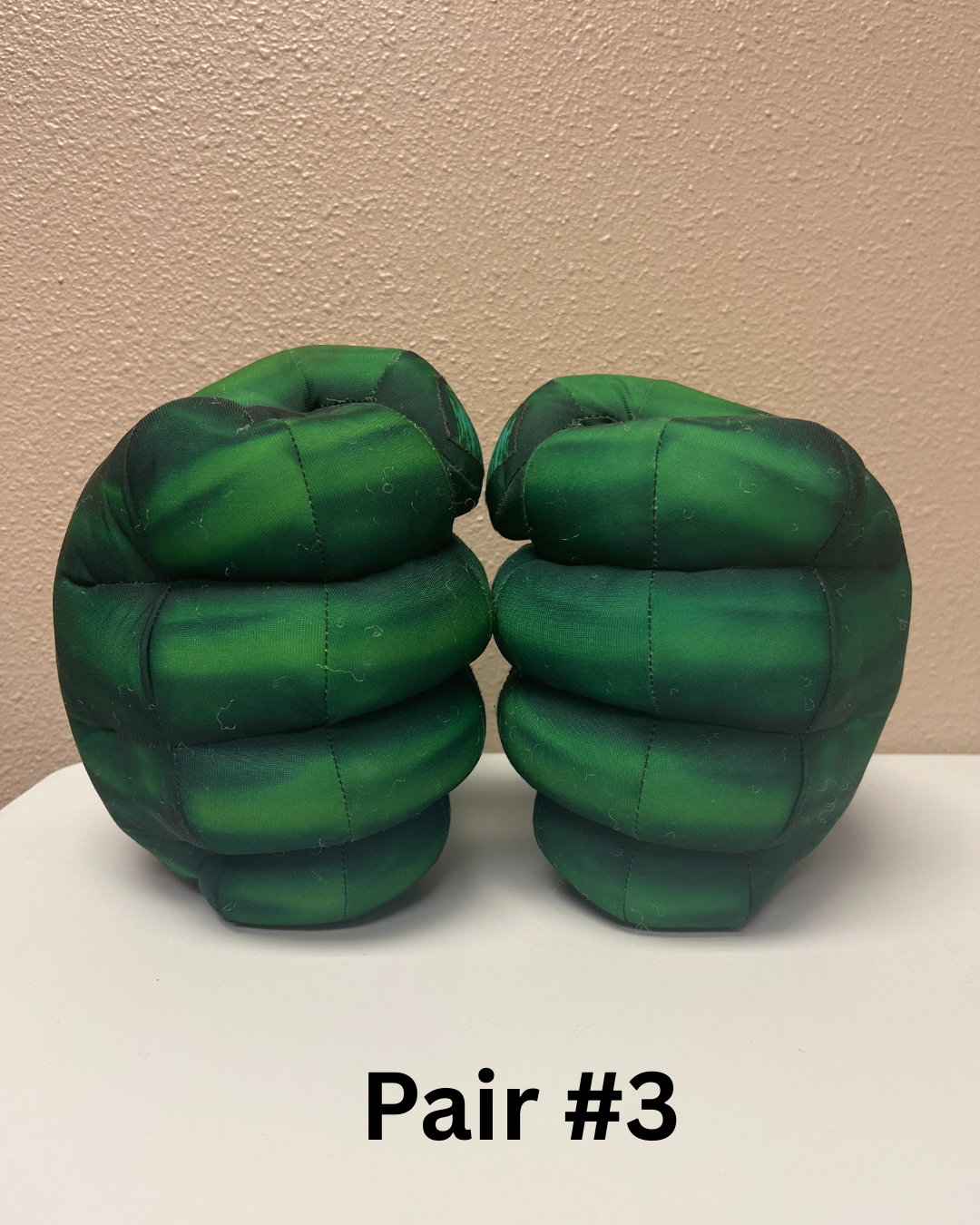 2008 Hasbro Marvel Incredible HULK Smash Hands Fists Gloves w/ Sound SEE VIDEO
