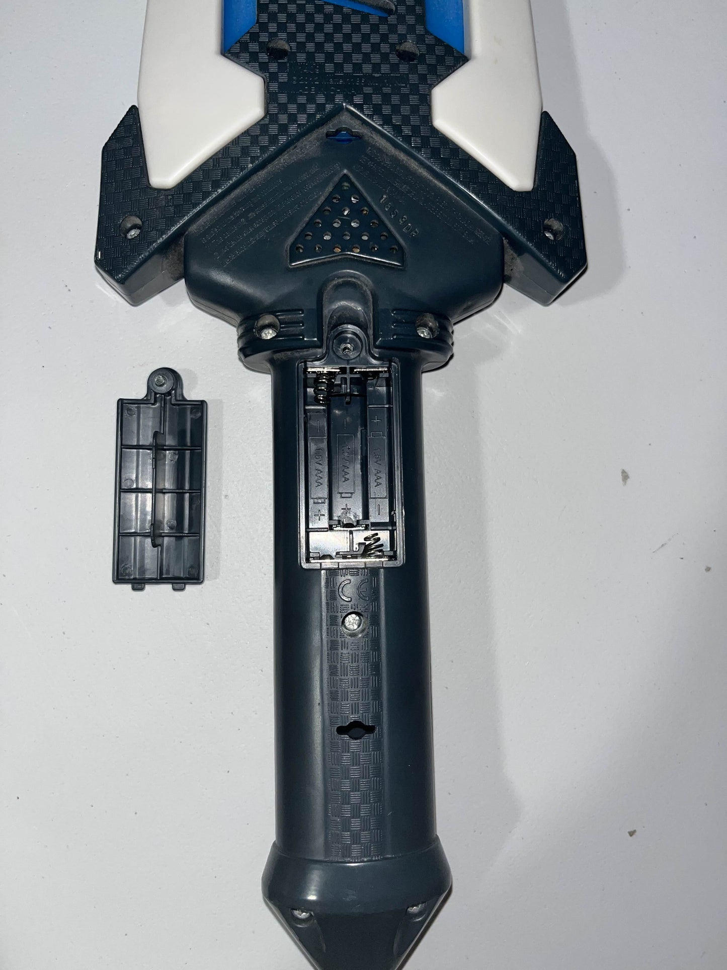2012 Mattel Max Steel Sword Blue Cosplay Lights Up RARE HTF Plastic