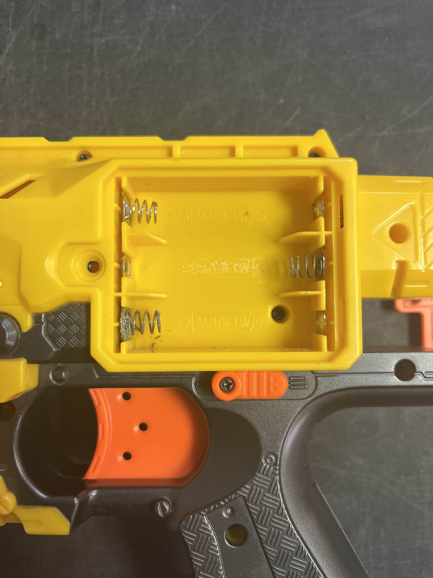 NERF N-Strike Barricade RV-10 Motorized Dart Gun Blaster + 8 Darts (See Video)